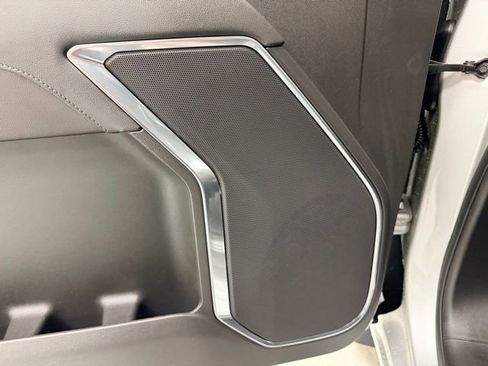 Used 2022 Chevrolet Silverado 1500 LT image 23