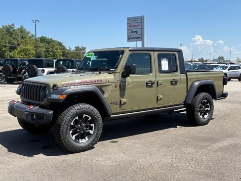 Used 2026 Jeep Gladiator Rubicon AWD/4WD image 3