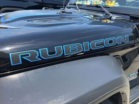 Used 2022 Jeep Wrangler Unlimited Rubicon 4xe w/ Cold Weather Group AWD/4WD image 2