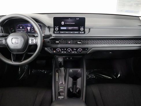 Used 2023 Honda Accord EX image 8