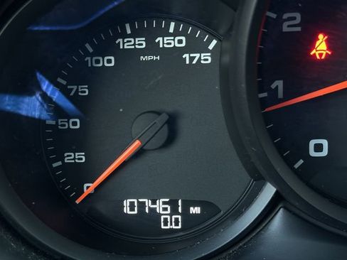 Used 2017 Porsche Macan image 22