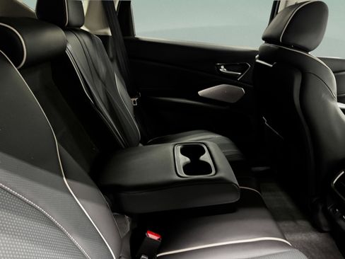 Used 2025 Acura RDX SH-AWD w/ Advance Package image 31