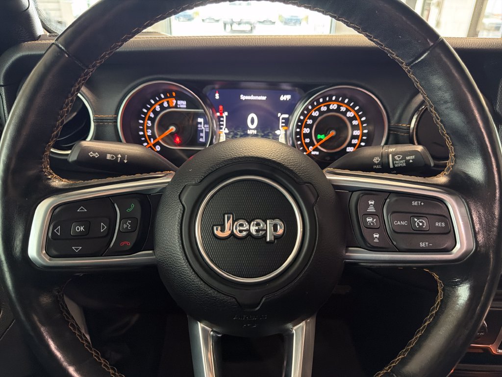 Used 2021 Jeep Gladiator Overland AWD/4WD image 12