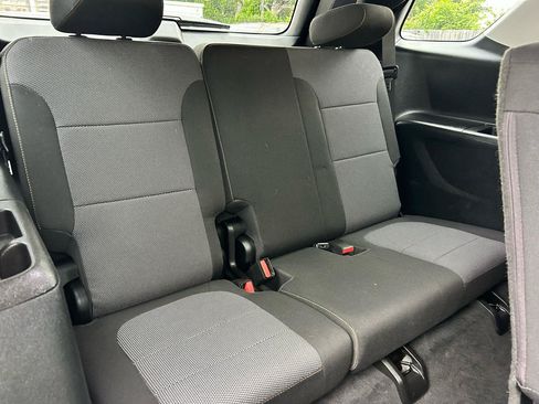 Used 2020 Chevrolet Traverse LT AWD/4WD image 13