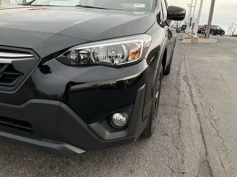 Used 2021 Subaru Crosstrek 2.0i Premium w/ Moonroof Package image 35