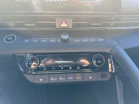 New 2025 Hyundai Elantra N image 26