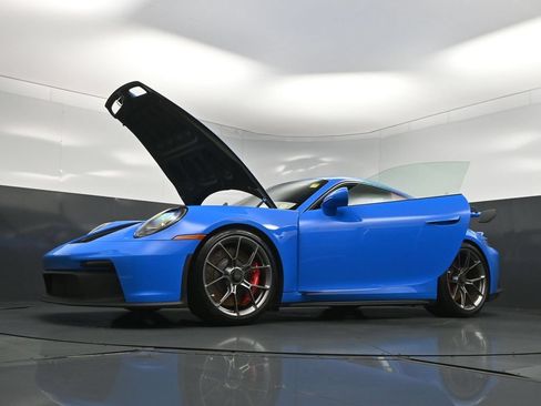 Used 2022 Porsche 911 GT3 RWD image 36