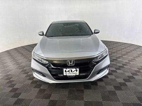 Used 2019 Honda Accord Sport image 3