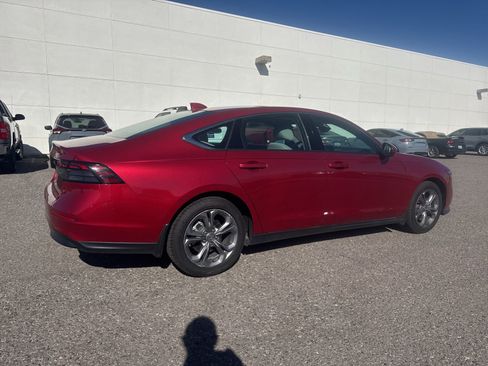 Used 2023 Honda Accord EX image 3