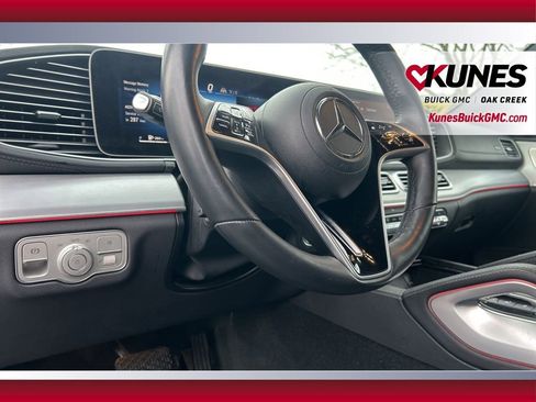 Used 2025 Mercedes-Benz GLS 450 4MATIC image 13
