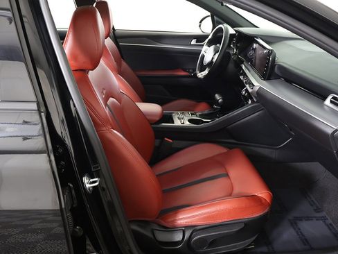 Used 2023 Kia K5 GT-Line image 31