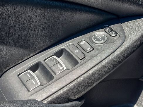 Used 2019 Honda Accord Sport image 43