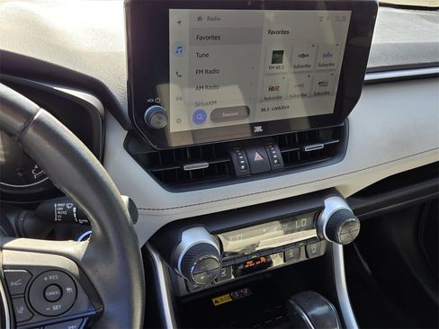 Used 2024 Toyota RAV4 XLE Premium image 20