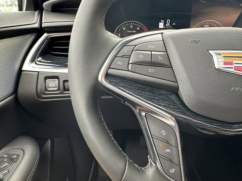 New 2025 Cadillac XT5 Premium Luxury w/ LPO, Floor Liner Package image 20