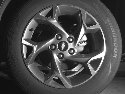 Used 2025 Chevrolet Trax LT FWD image 14