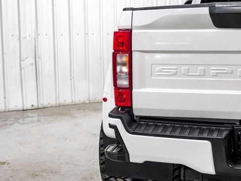 Used 2022 Ford F350 Lariat w/ Lariat Value Package AWD/4WD image 50
