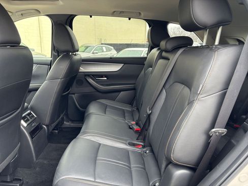 Used 2025 MAZDA CX-90 3.3 Turbo w/ Preferred Package image 28