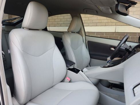 Used 2010 Toyota Prius Five FWD image 25