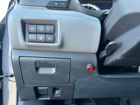 Used 2022 Toyota Highlander Platinum image 20