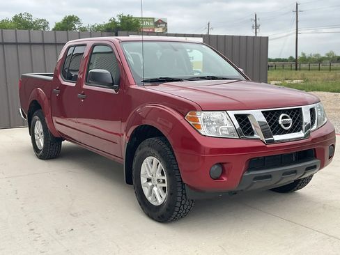 Used 2019 Nissan Frontier SV AWD/4WD image 24