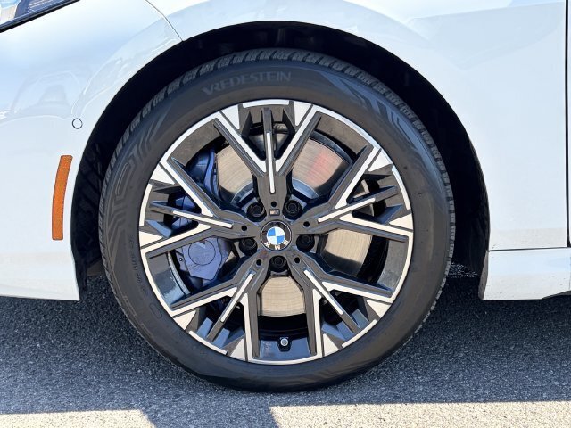Used 2025 BMW M235i xDrive AWD/4WD image 11