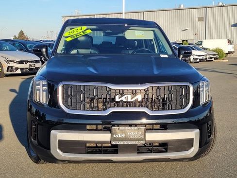 Used 2024 Kia Telluride LX image 2