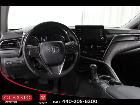 Certified 2023 Toyota Camry SE image 6