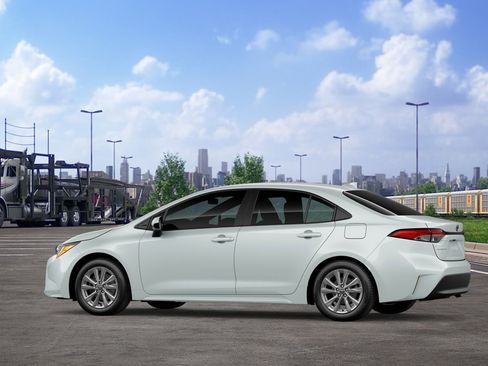 New 2026 Toyota Corolla LE FWD image 5