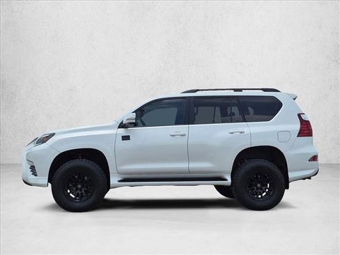 Used 2022 Lexus GX 460 w/ Black Line Special Edition AWD/4WD image 8