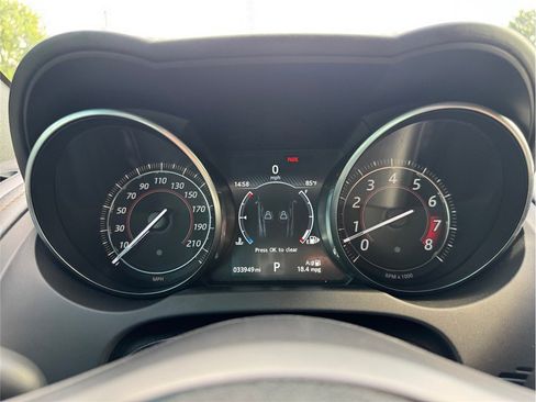 Used 2017 Jaguar F-TYPE R AWD/4WD image 18