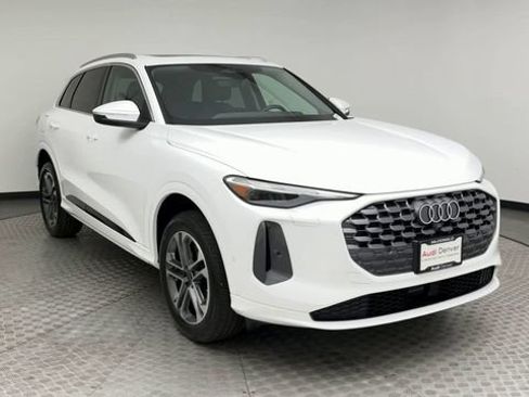 Used 2025 Audi Q5 Premium w/ Convenience Package AWD/4WD image 8