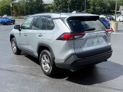 Used 2025 Toyota RAV4 XLE AWD/4WD image 5