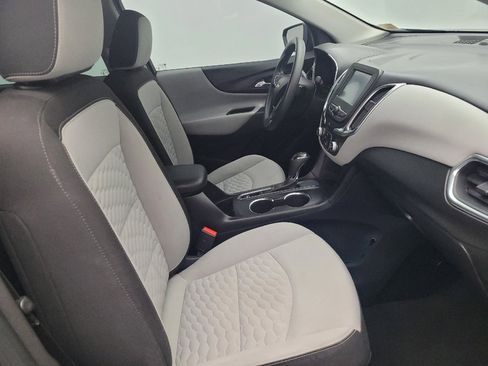 Used 2018 Chevrolet Equinox LS image 21