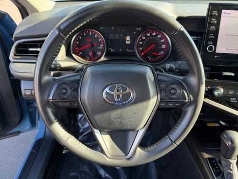 Used 2024 Toyota Camry XSE FWD image 12