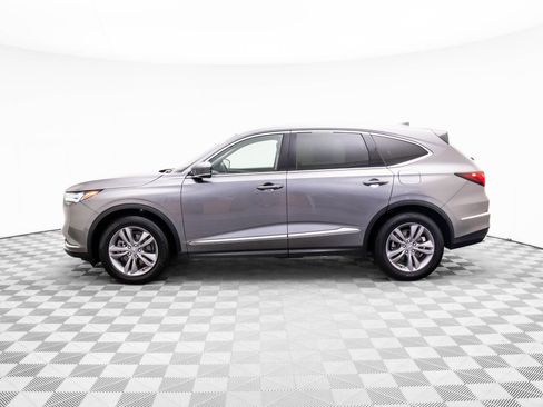 Used 2023 Acura MDX SH-AWD image 2