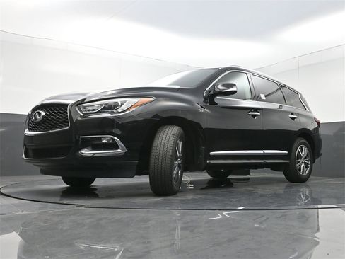 Used 2020 INFINITI QX60 Luxe w/ Essential Package image 30