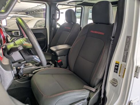 Used 2023 Jeep Wrangler Unlimited Rubicon AWD/4WD image 23