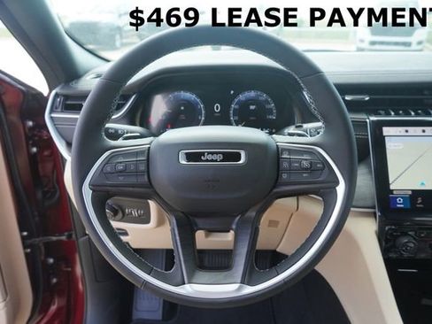 New 2025 Jeep Grand Cherokee Limited w/ Black Appearance Package image 25