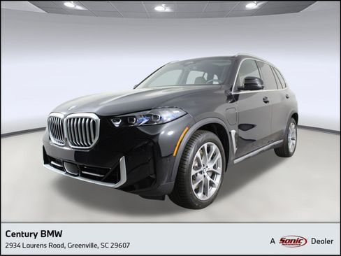 New 2026 BMW X5 xDrive50e image 1