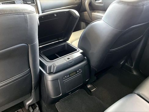 Used 2023 Nissan Armada SV w/ Cargo Package AWD/4WD image 33