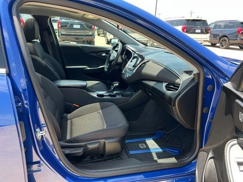 Used 2023 Chevrolet Malibu LT FWD image 26