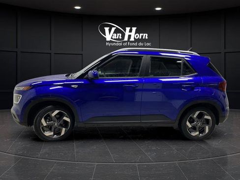 Certified 2023 Hyundai Venue SEL image 11