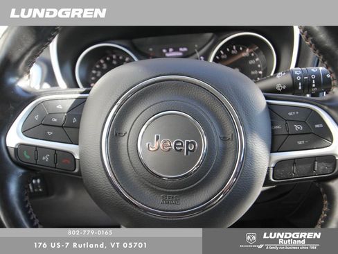 Used 2020 Jeep Compass Latitude w/ Cold Weather Group AWD/4WD image 18