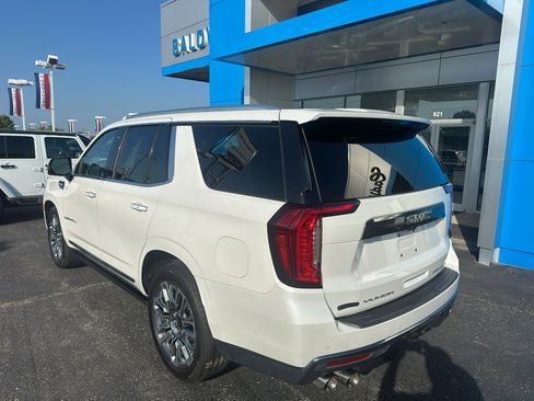 Used 2023 GMC Yukon Denali Ultimate image 6