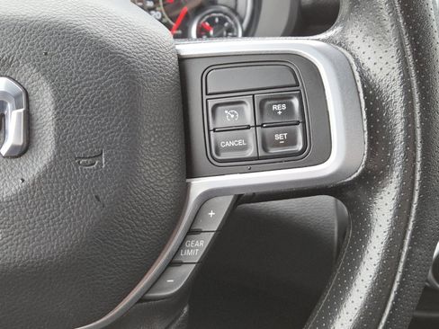 Used 2022 RAM 2500 Big Horn image 5