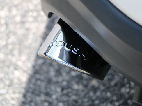 Used 2012 Ford Mustang Shelby GT500 w/ SVT Performance Pkg RWD image 8