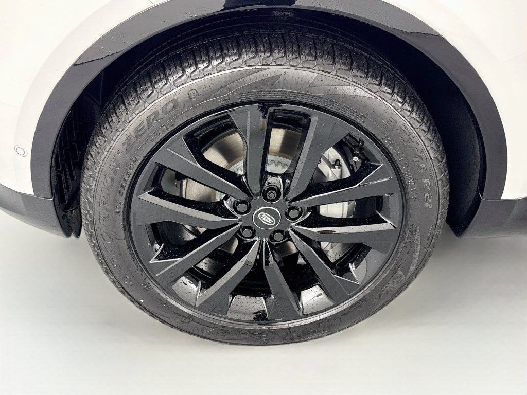 New 2026 Land Rover Discovery Dynamic SE AWD/4WD image 33