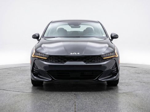 Used 2025 Kia K5 LXS FWD image 2