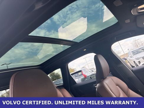 Certified 2024 Volvo XC60 B5 Plus w/ Protection Package Premier image 15