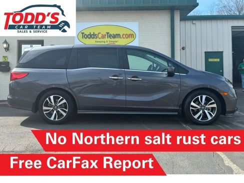 Used 2024 Honda Odyssey Touring image 2